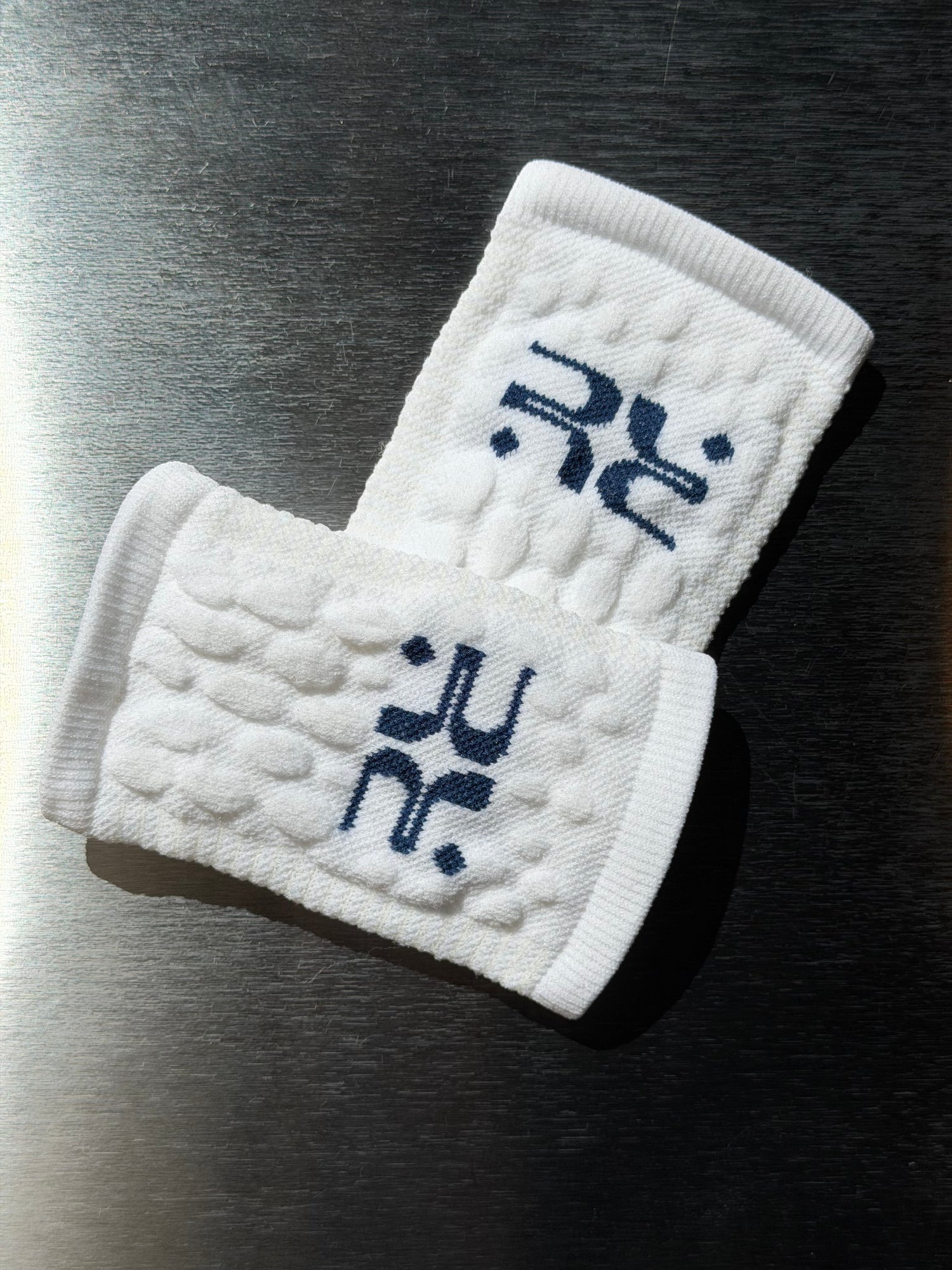 Les Wristbands R.EVE